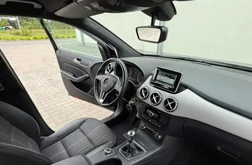 MERCEDES-BENZ Klasa B 
