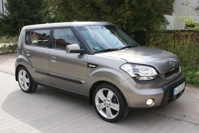 KIA Soul L