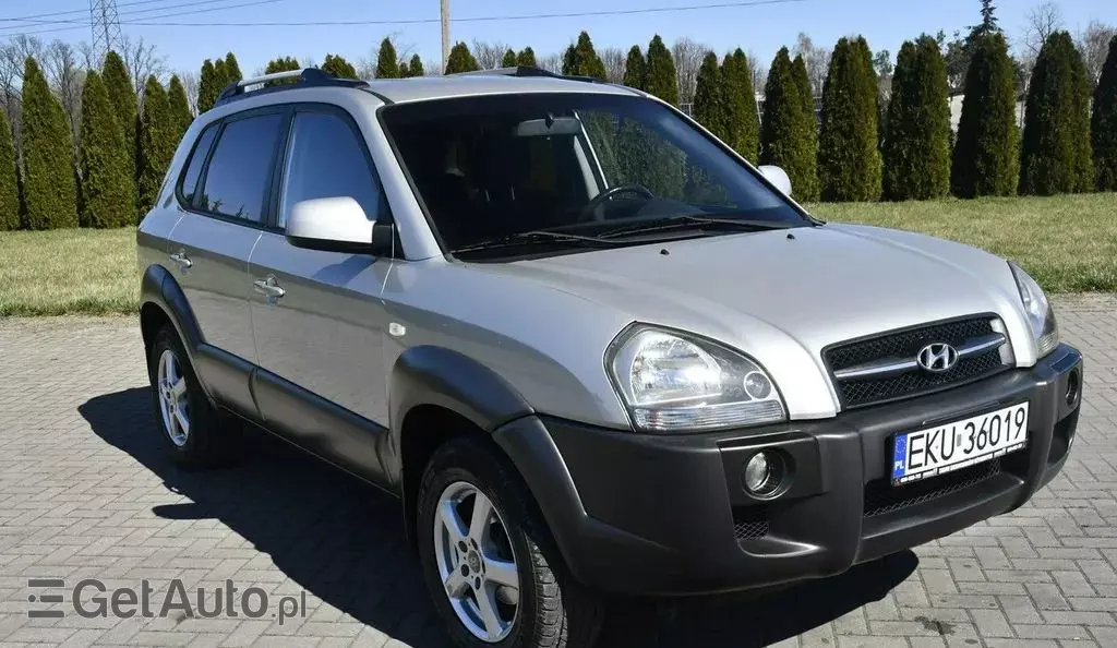 HYUNDAI Tucson 