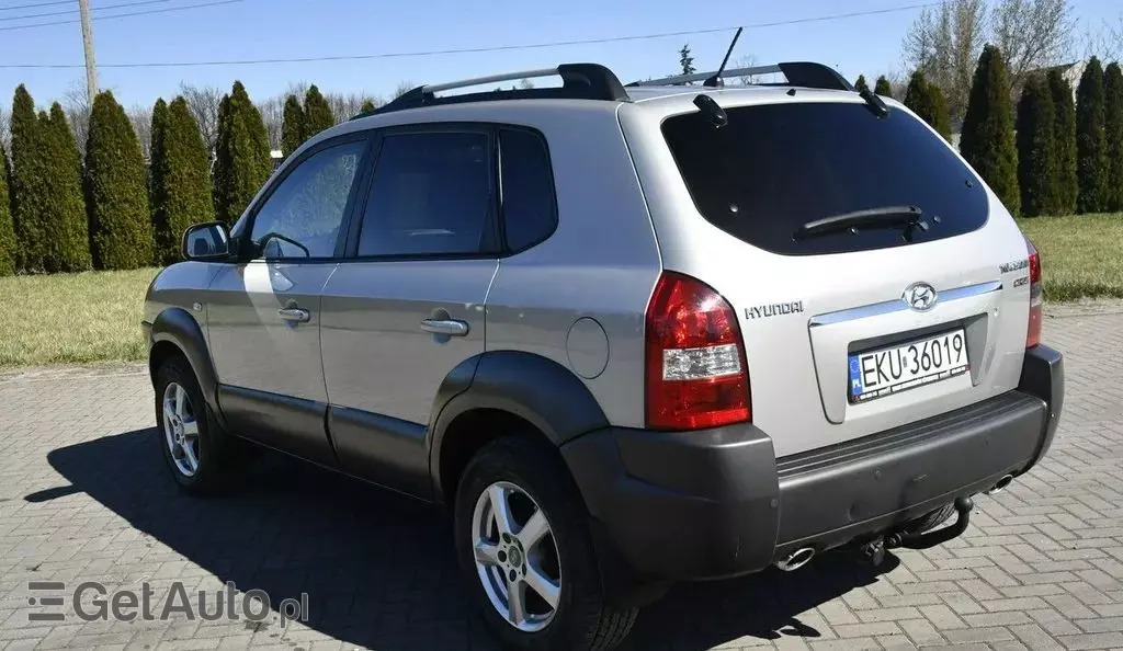 HYUNDAI Tucson 