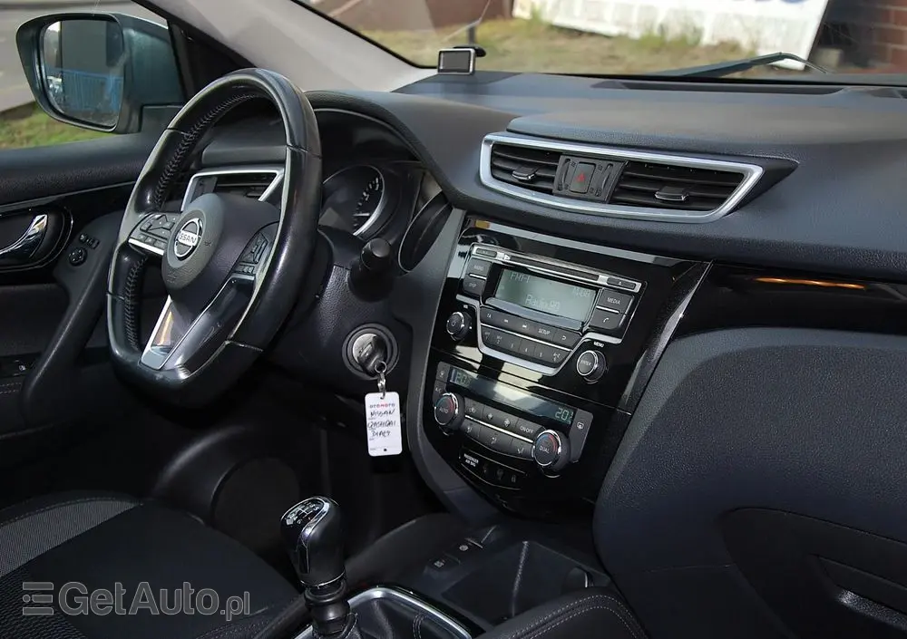 NISSAN Qashqai 1.2 DIG-T Acenta EU6