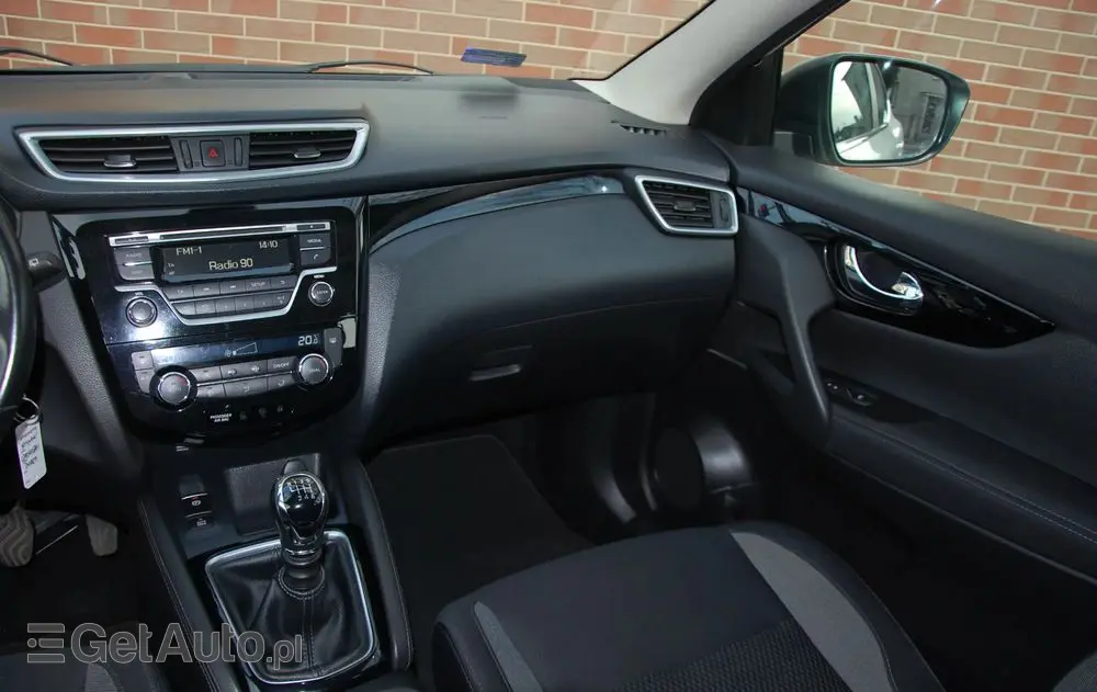 NISSAN Qashqai 1.2 DIG-T Acenta EU6