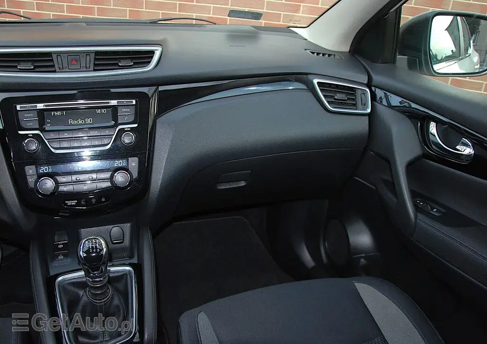 NISSAN Qashqai 1.2 DIG-T Acenta EU6