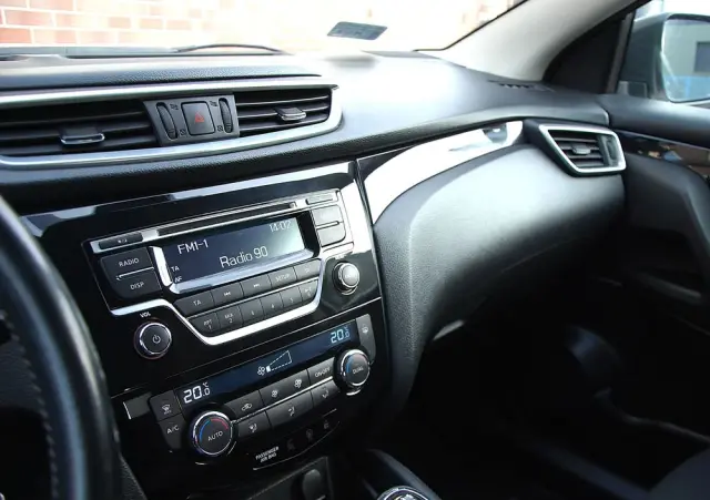 NISSAN Qashqai 1.2 DIG-T Acenta EU6