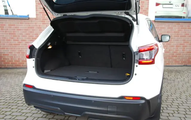 NISSAN Qashqai 1.2 DIG-T Acenta EU6