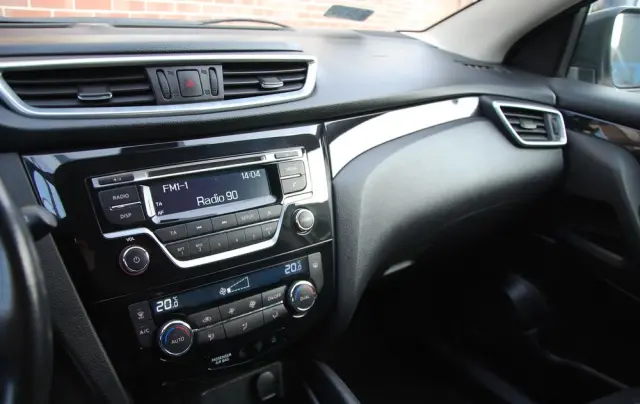 NISSAN Qashqai 1.2 DIG-T Acenta EU6