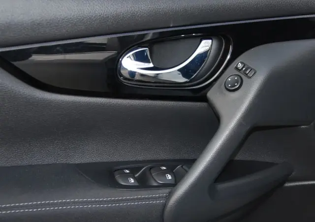 NISSAN Qashqai 1.2 DIG-T Acenta EU6