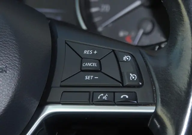 NISSAN Qashqai 1.2 DIG-T Acenta EU6