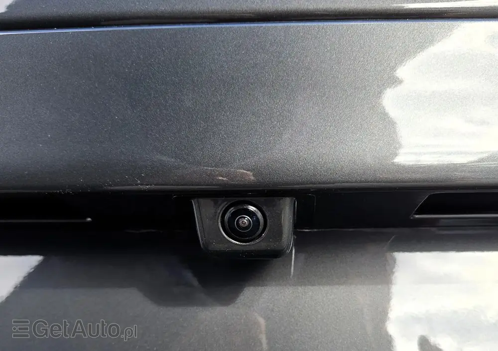 PEUGEOT Traveller 2.2 BlueHDi Long Business EAT8