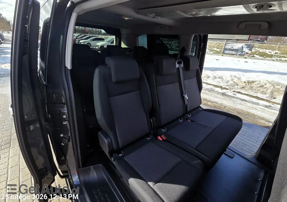 PEUGEOT Traveller 2.2 BlueHDi Long Business EAT8