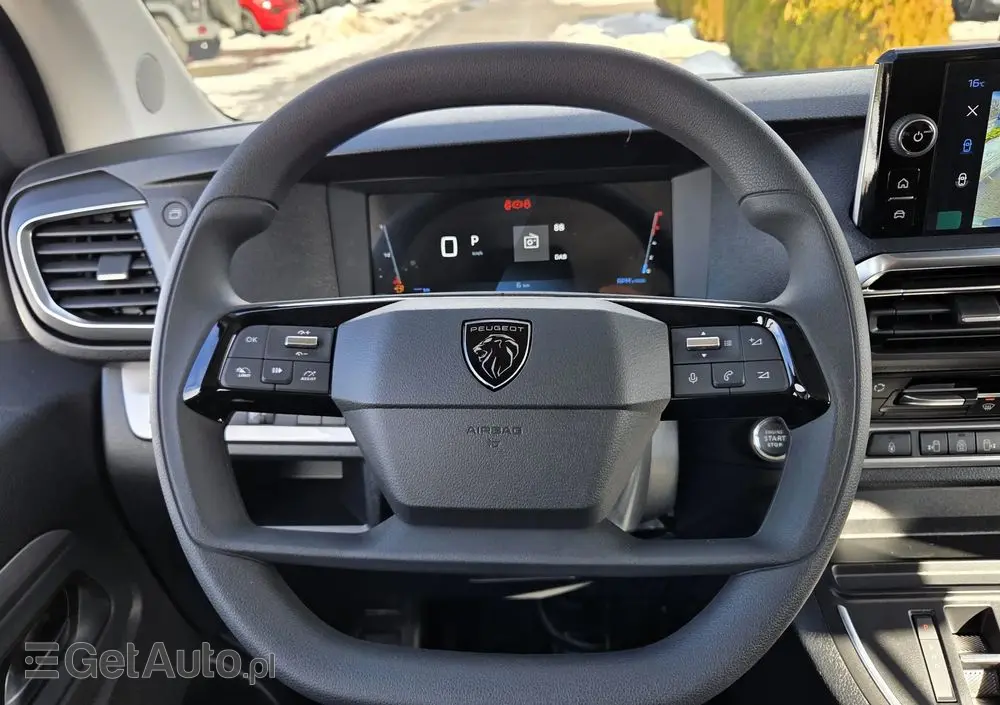 PEUGEOT Traveller 2.2 BlueHDi Long Business EAT8