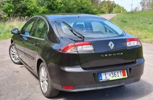 RENAULT Laguna 