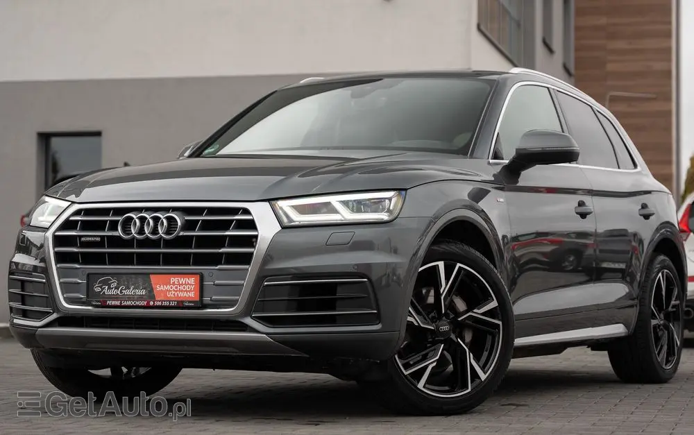 AUDI Q5 