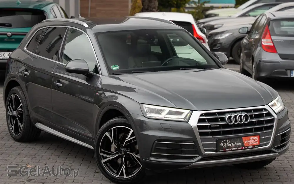 AUDI Q5 