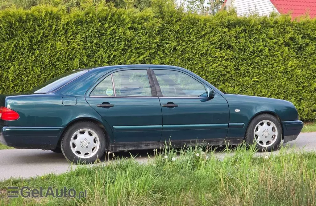 MERCEDES-BENZ Klasa E 