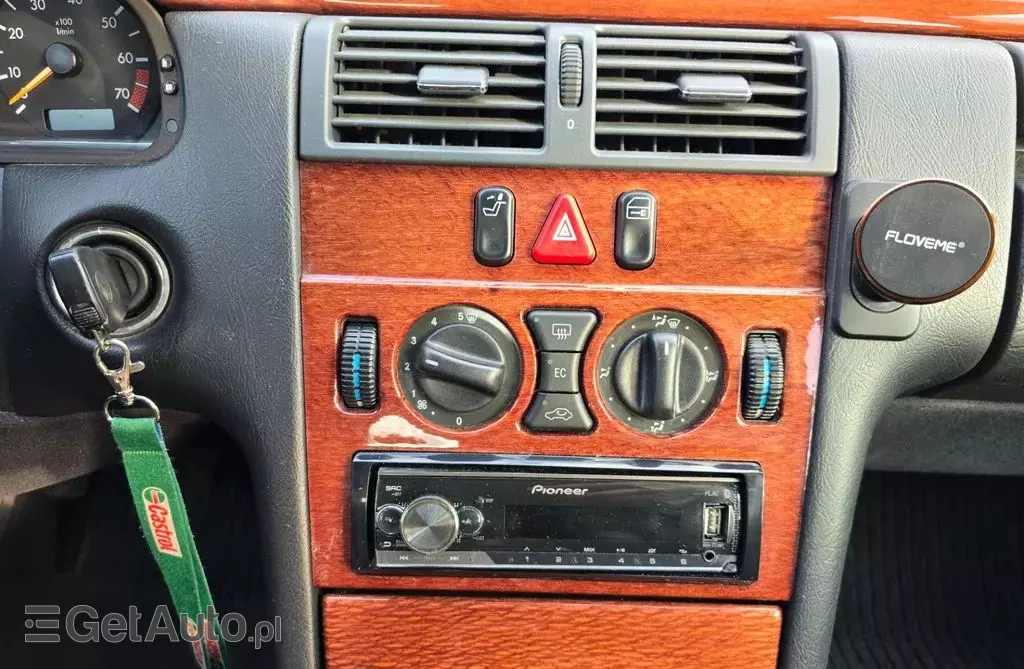 MERCEDES-BENZ Klasa E 