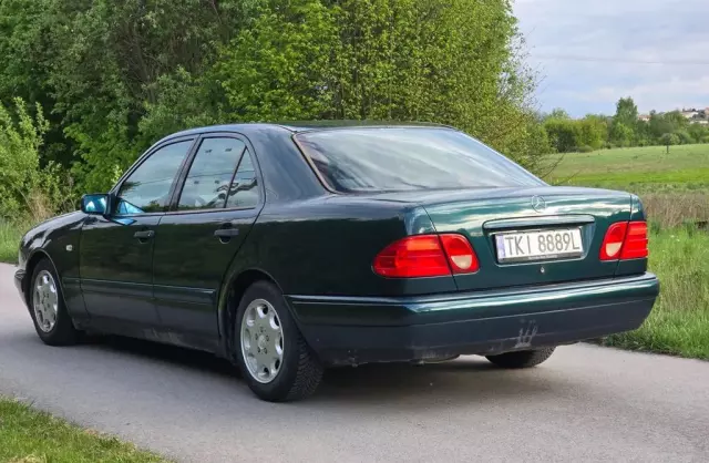 MERCEDES-BENZ Klasa E 