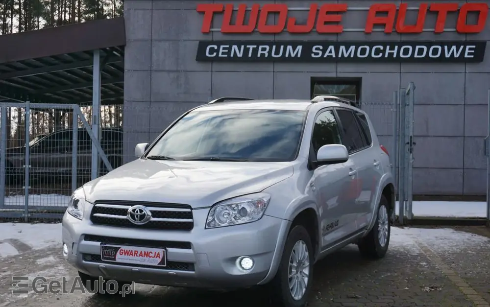 TOYOTA RAV4 2.2 D-CAT 4x4 Sol
