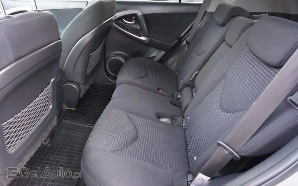 TOYOTA RAV4 2.2 D-CAT 4x4 Sol