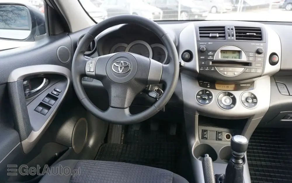 TOYOTA RAV4 2.2 D-CAT 4x4 Sol