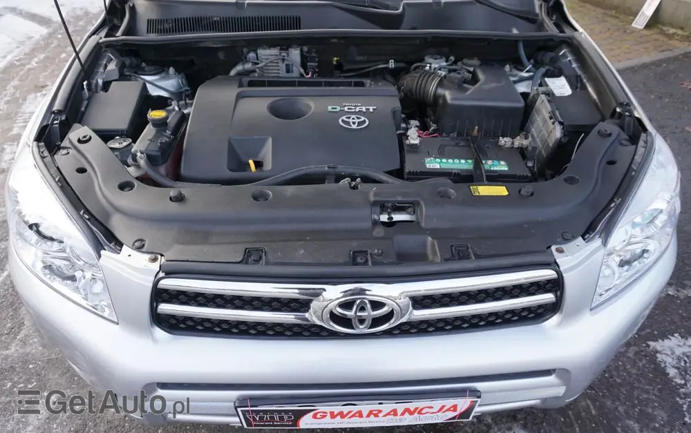 TOYOTA RAV4 2.2 D-CAT 4x4 Sol