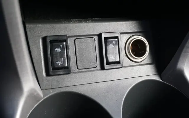 TOYOTA RAV4 2.2 D-CAT 4x4 Sol