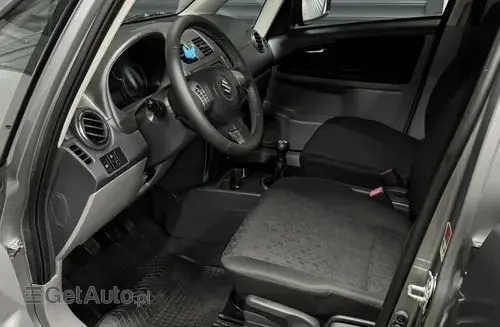 SUZUKI SX4 