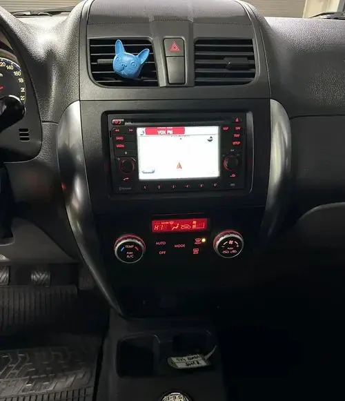 SUZUKI SX4 