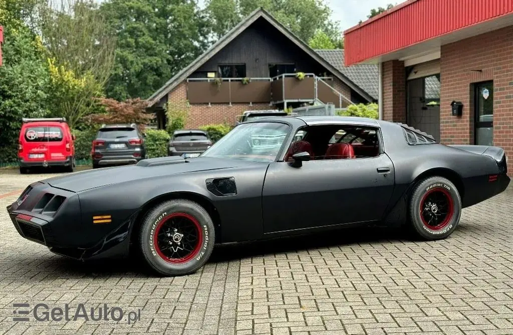 PONTIAC Firebird 