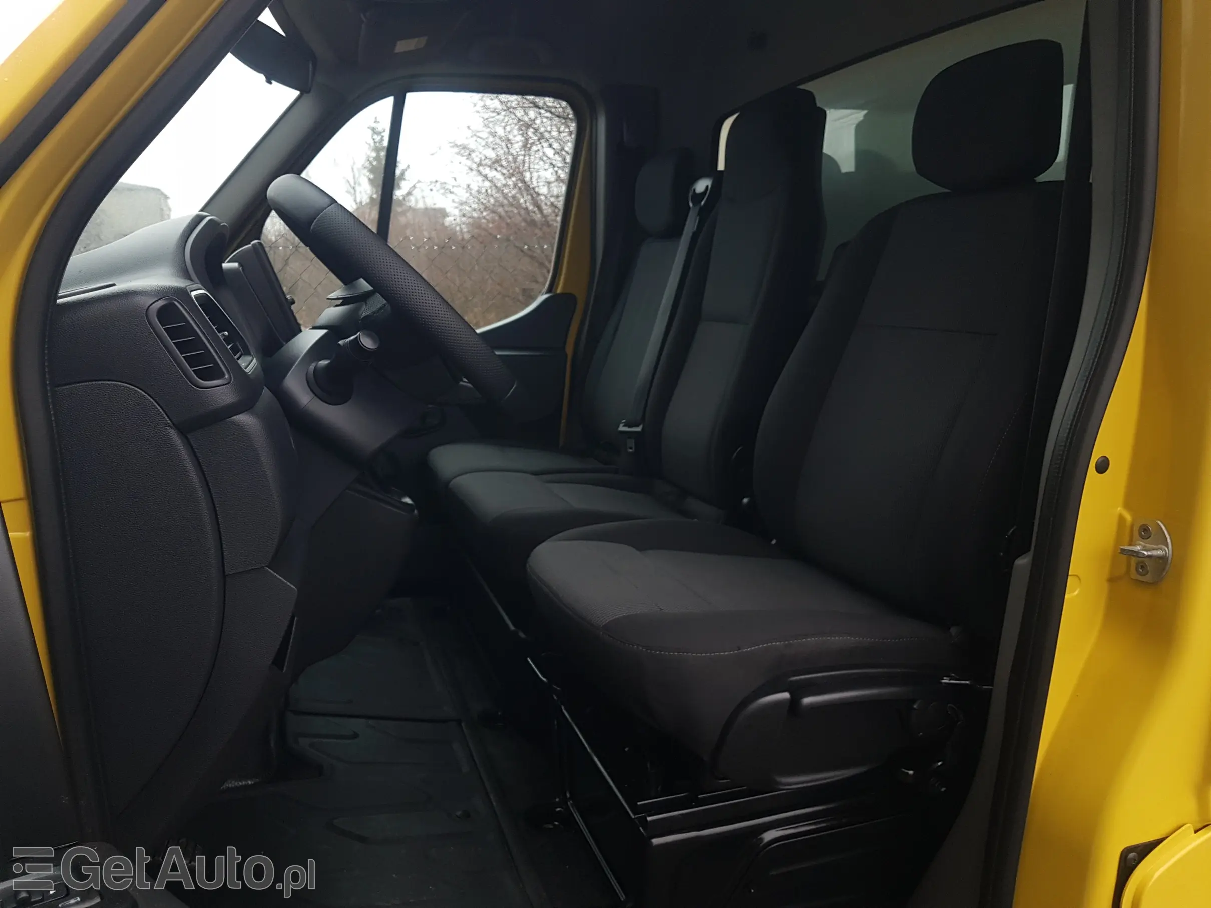 RENAULT Master FWD 8 EP KONTENER 4,22x2,23x2,23 KLIMA MANUAL 6-BIEGÓ KRAJOWY