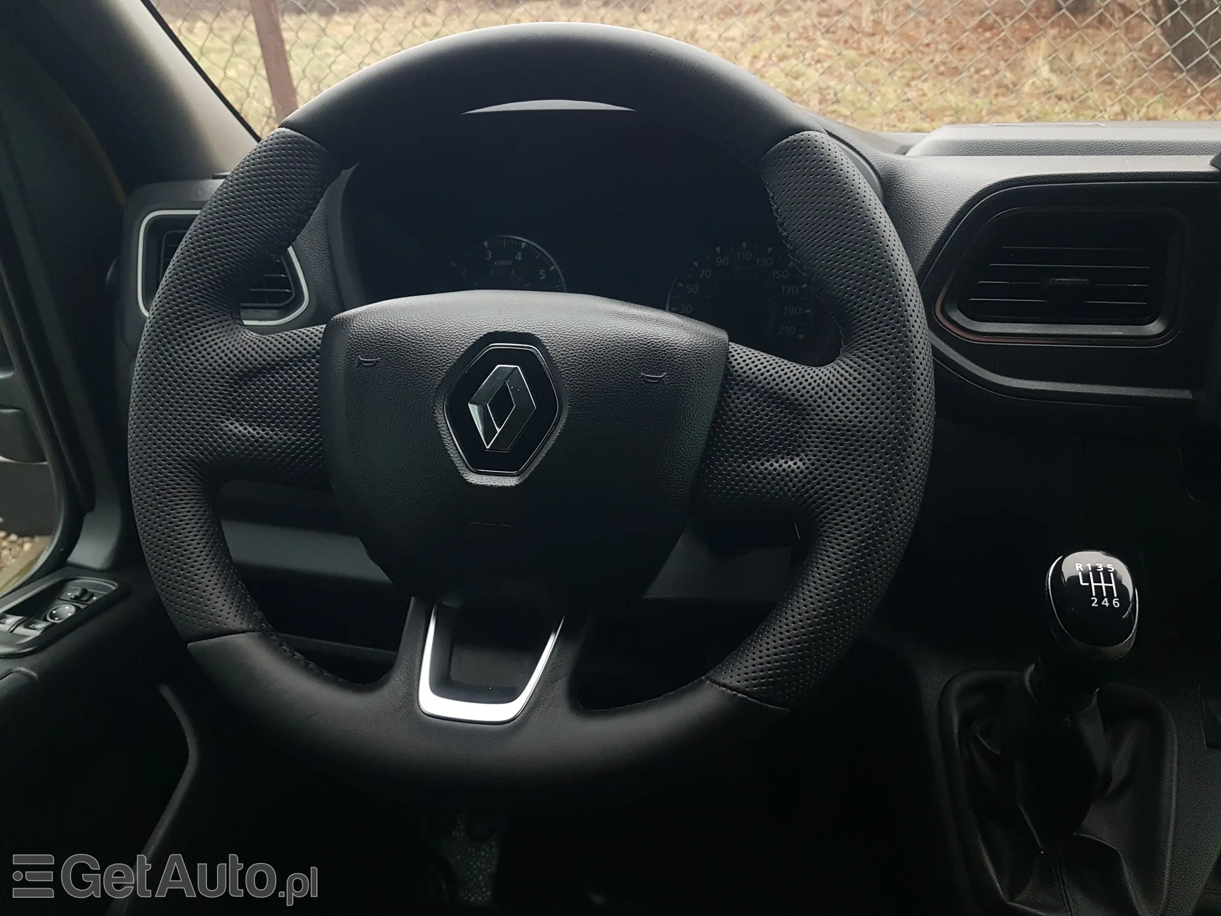 RENAULT Master FWD 8 EP KONTENER 4,22x2,23x2,23 KLIMA MANUAL 6-BIEGÓ KRAJOWY