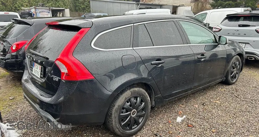 VOLVO V60 D2 R-Design