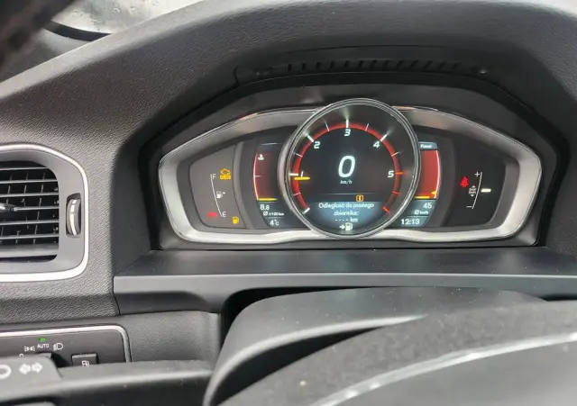 VOLVO V60 D2 R-Design