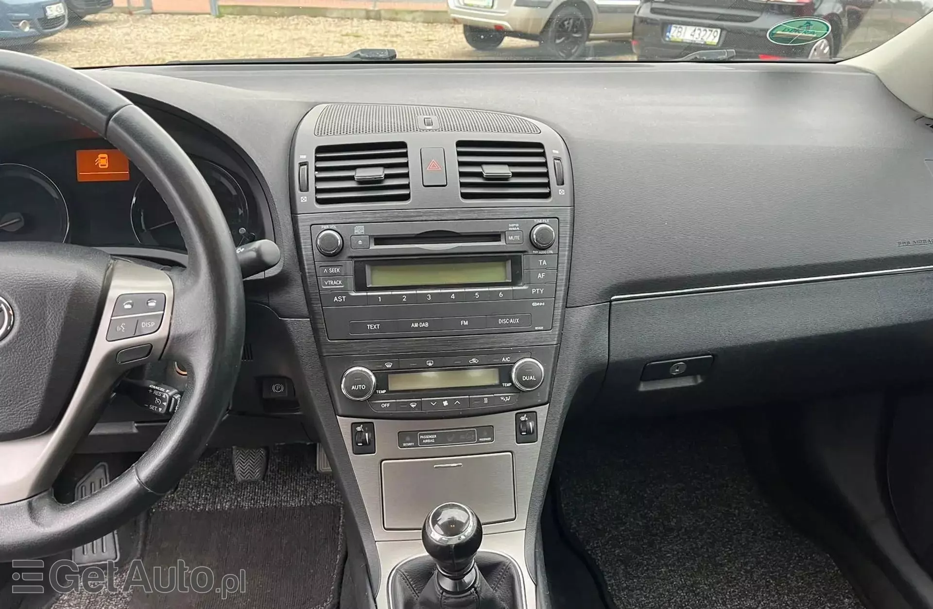 TOYOTA Avensis 