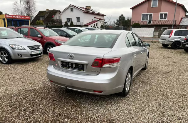 TOYOTA Avensis 