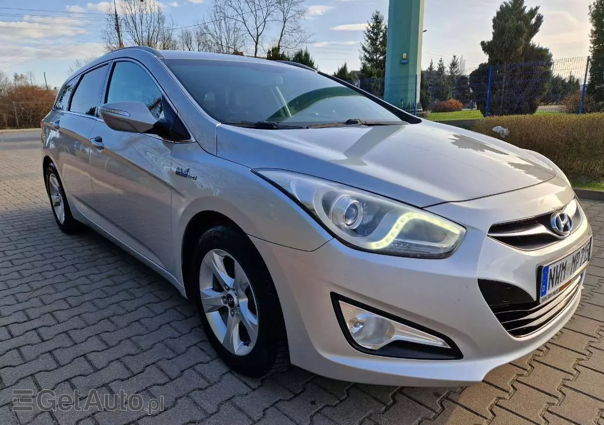 HYUNDAI I40 