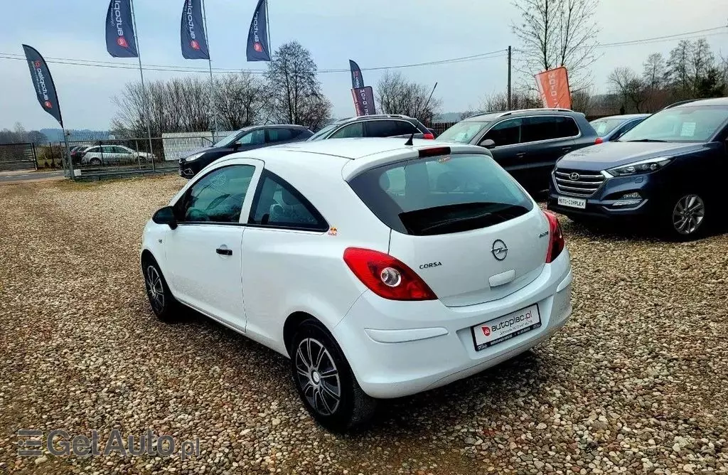 OPEL Corsa 