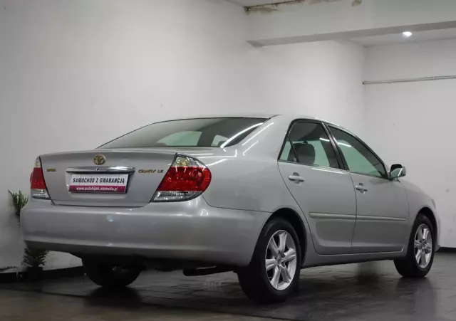 TOYOTA Camry 2.4 VVT-i