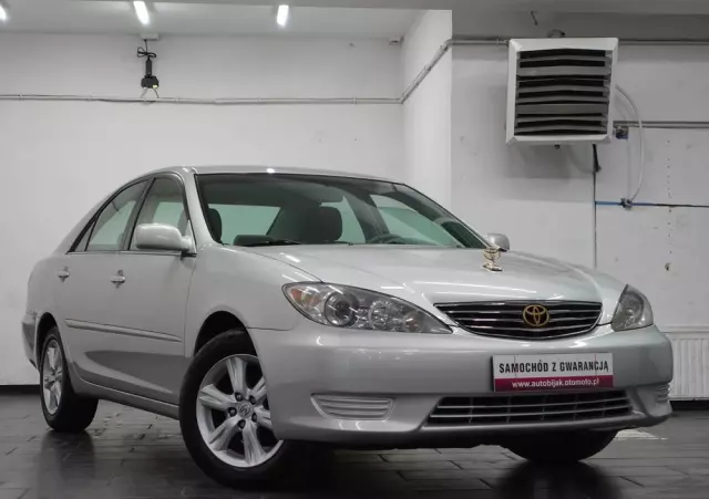 TOYOTA Camry 2.4 VVT-i