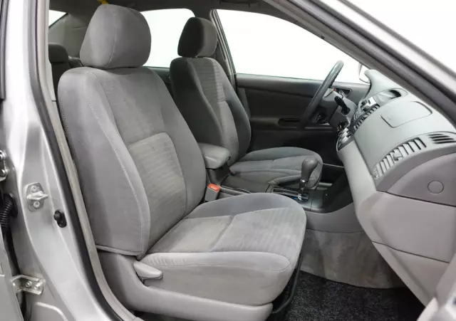 TOYOTA Camry 2.4 VVT-i