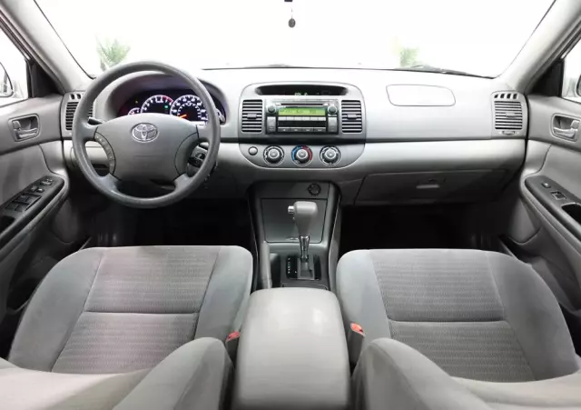 TOYOTA Camry 2.4 VVT-i