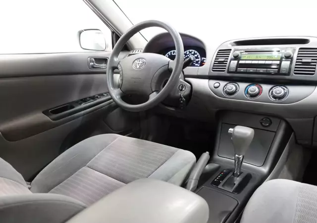 TOYOTA Camry 2.4 VVT-i