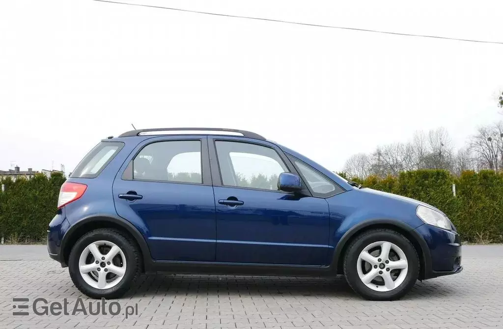 SUZUKI SX4 