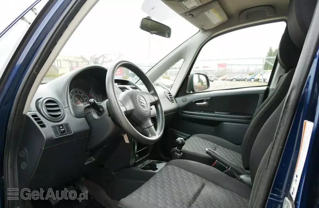 SUZUKI SX4 