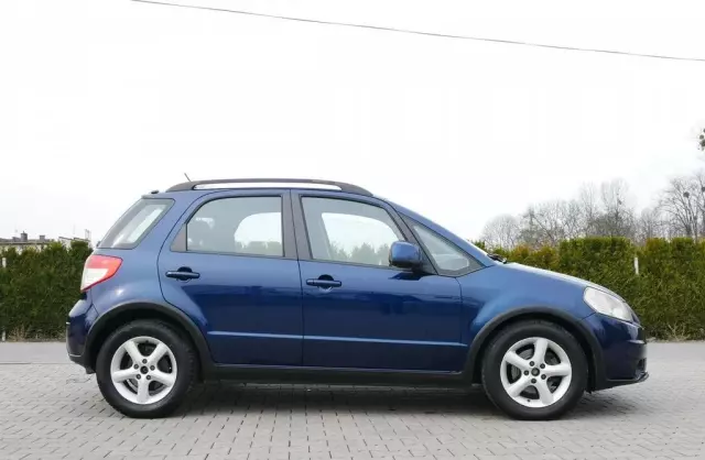 SUZUKI SX4 