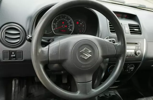SUZUKI SX4 