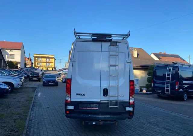 IVECO DAILY 