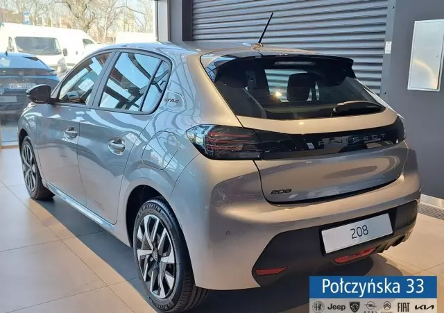 PEUGEOT 208 