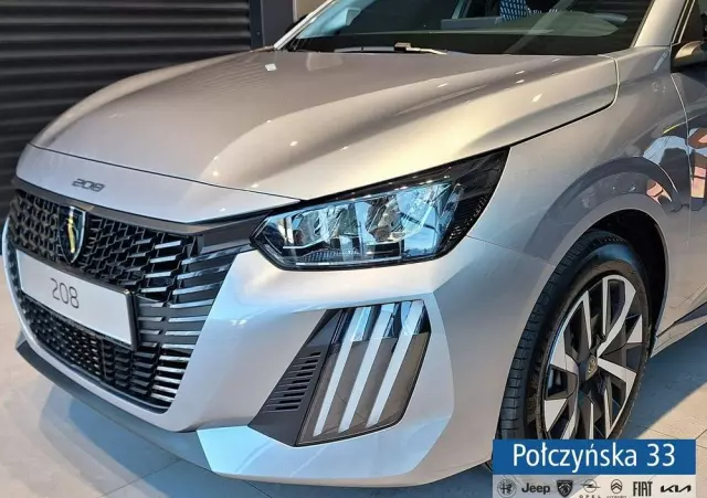 PEUGEOT 208 