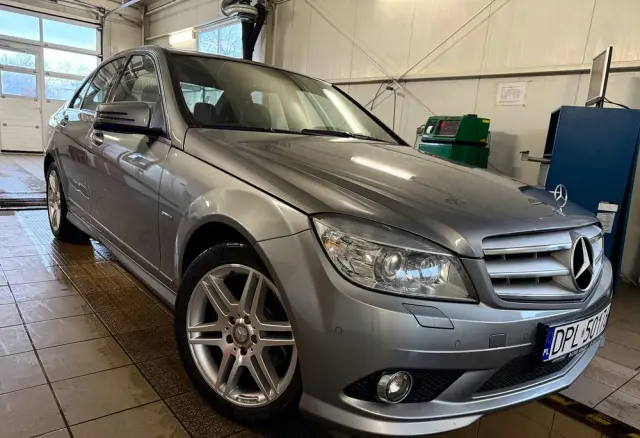 MERCEDES-BENZ Klasa C 200 Kompressor Avantgarde